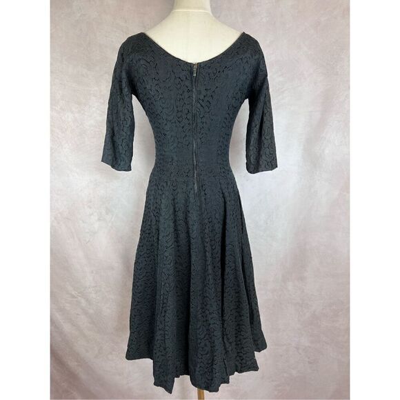 Vintage 1950s Black Lace Dress - Wounded - Picture 6 of 13